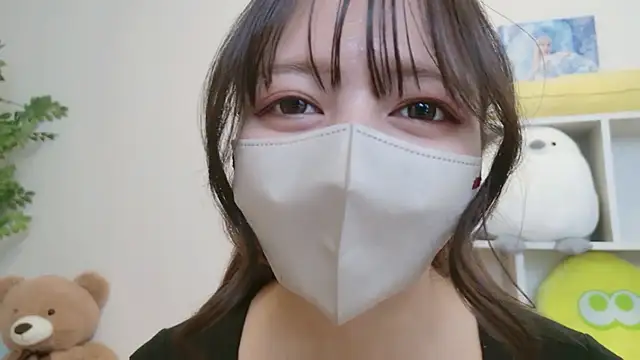 Snapshot of JP_Momo_o0 chatting on October 5, 7:57 am JP Momo o0 online show from October 5, 7:57 am
