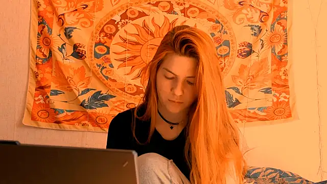 AliceCUNTach online show from July 18, 5:11 am