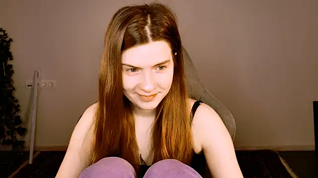 AliceCUNTach online show from November 30, 5:33 am