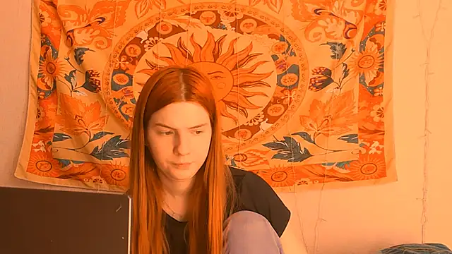 AliceCUNTach online show from June 18, 5:20 am