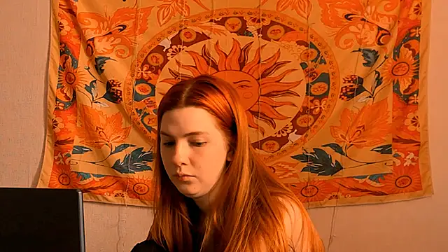 AliceCUNTach online show from June 21, 7:01 am