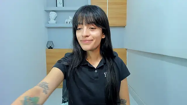 Snapshot of LunaBella55 chatting on October 13, 11:57 am LunaBella55 online show from October 13, 11:57 am