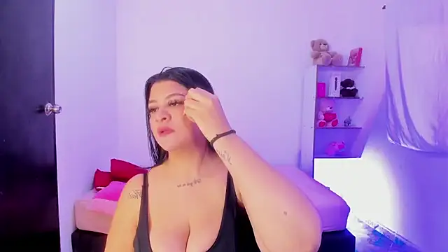 TianaGlow26 online show from March 7, 7:21 pm