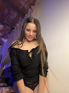 Ashley and Zoe online show from December 20, 11:31 pm