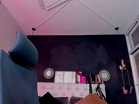 Eva hot 1 online show from July 27, 1:41 pm