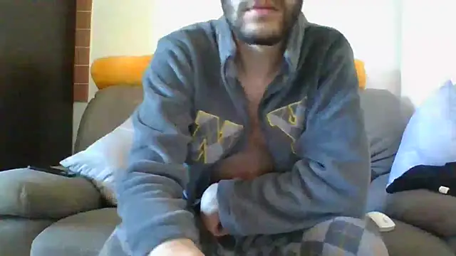 Amicisegreti online show from February 26, 6:45 am