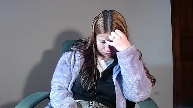 Snapshot of Olivia11_ chatting on October 15, 11:57 am Olivia11 online show from October 15, 11:57 am
