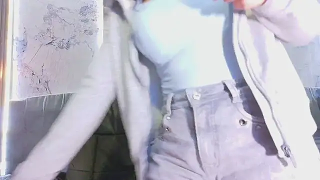 Olivia11  online show from June 16, 12:39 pm