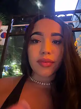 SofiaWildee online show from June 30, 3:39 am