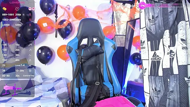 agatha walter  online show from October 31, 7:51 pm