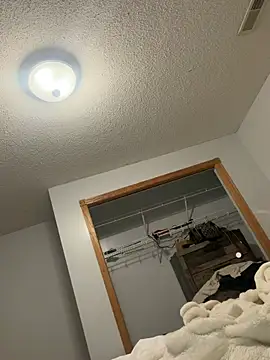 Idonotcherishu online show from July 6, 3:56 am