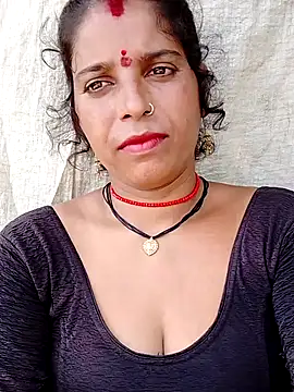 Snapshot of Manvi_tyagi chatting on September 11, 6:36 am Manvi tyagi online show from September 11, 6:36 am
