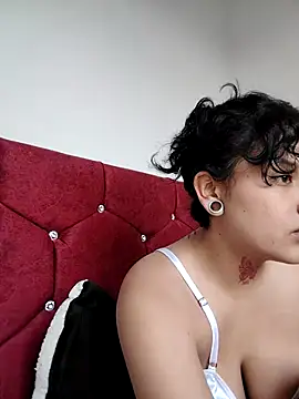 Snapshot of Eva_Clark01 chatting on October 12, 12:51 pm Eva Clark01 online show from October 12, 12:51 pm