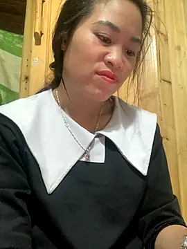 tuyetnhi-00 online show from November 10, 10:21 am