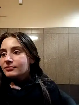 freakylittlebitch69 online show from September 21, 12:20 am