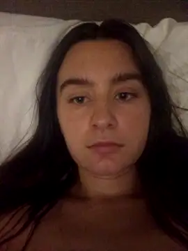 freakylittlebitch69 online show from October 22, 10:37 pm