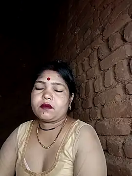 Snapshot of Priya_tyagi chatting on September 17, 8:18 pm Priya tyagi online show from September 17, 8:18 pm
