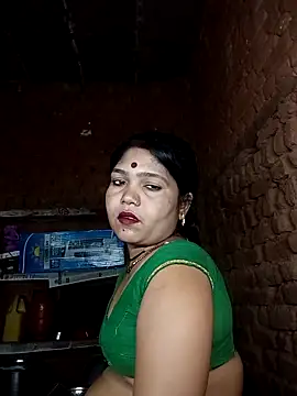 Snapshot of Priya_tyagi chatting on September 14, 6:39 pm Priya tyagi online show from September 14, 6:39 pm