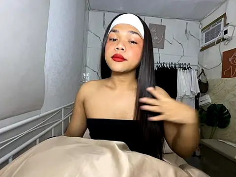 Snapshot of Sassy_lenarxx chatting on September 20, 6:17 pm Sassy lenarxx online show from September 20, 6:17 pm