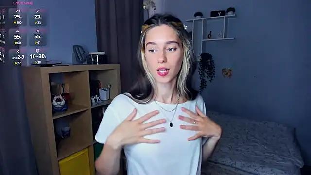 Snapshot of AntonettaTarring chatting on September 16, 7:38 am AntonettaTarring online show from September 16, 7:38 am