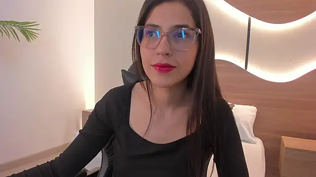 desireee  online show from October 23, 12:22 pm