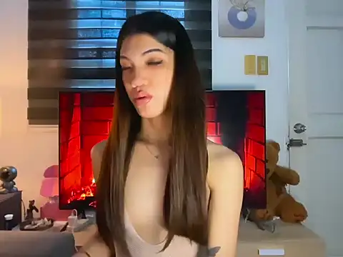 CassieSommereux online show from February 19, 6:02 am