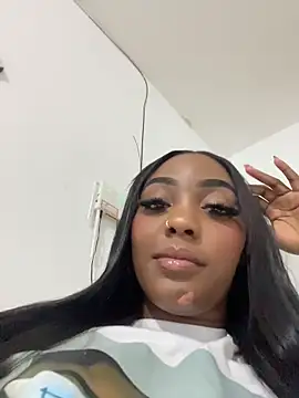 zaracollins01 online show from February 25, 11:47 pm