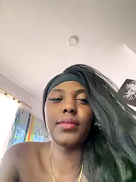 zaracollins01 online show from September 21, 9:35 pm