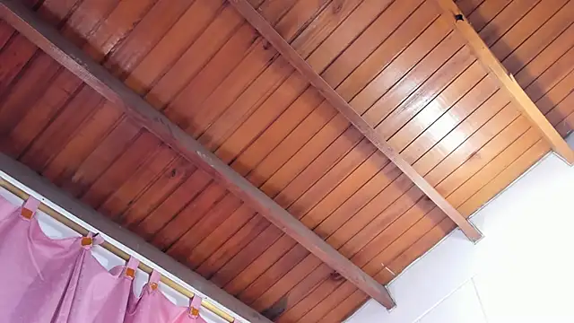 Alexa-Hunter online show from October 31, 8:02 pm