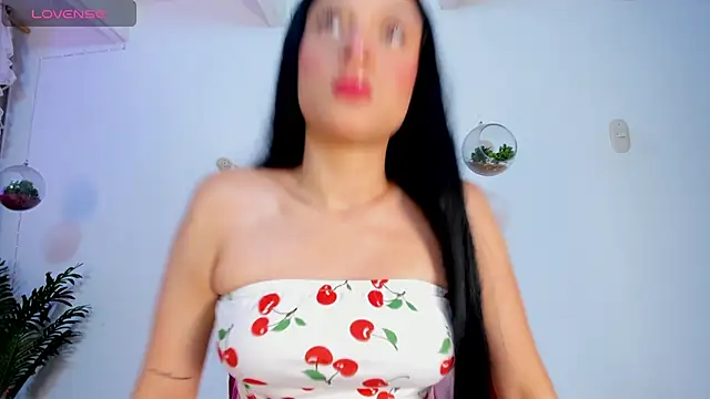 violet 77711 online show from March 9, 10:02 pm