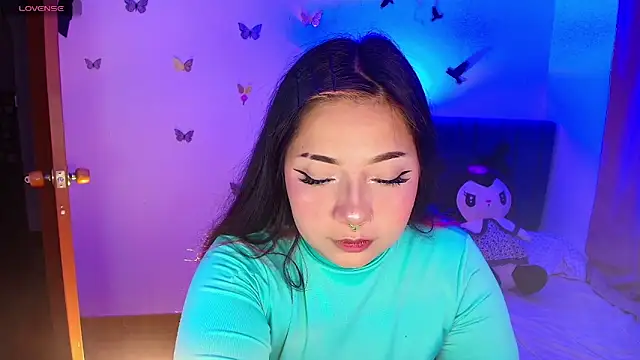 annie-russel online show from November 29, 7:12 am