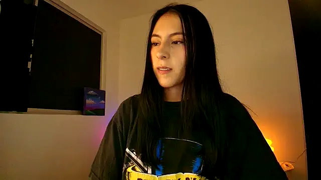 violethun  online show from December 15, 4:50 am