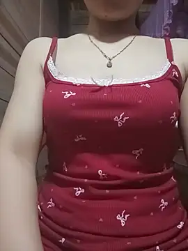LucyyLy online show from July 6, 5:35 am