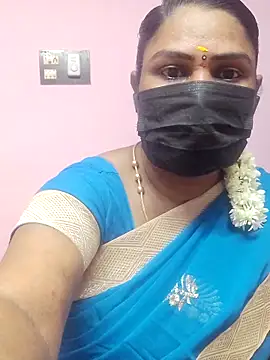 Snapshot of Tamil_Azhaghi25 chatting on September 9, 5:02 pm Tamil Azhaghi25 online show from September 9, 5:02 pm