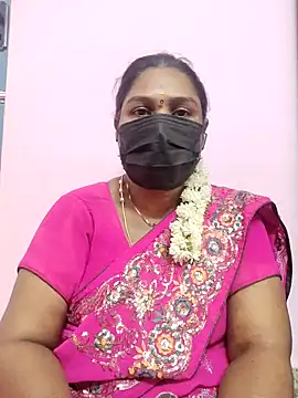 Snapshot of Tamil_Azhaghi25 chatting on September 22, 2:10 am Tamil Azhaghi25 online show from September 22, 2:10 am