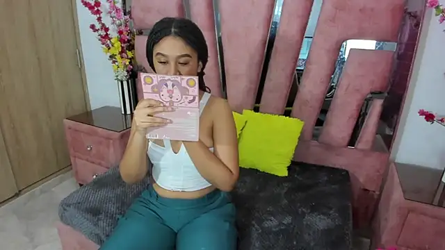 MaraKarly online show from February 12, 12:40 pm