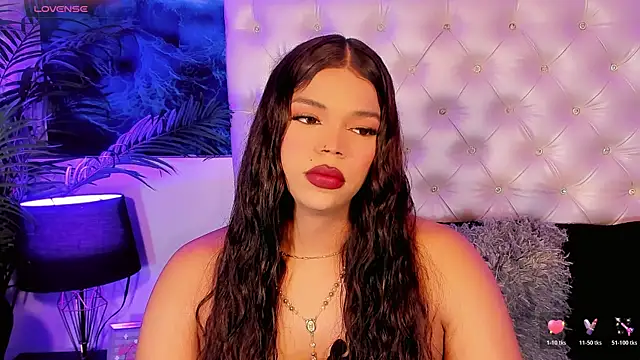Valeria Swett  online show from June 25, 8:54 pm
