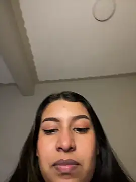  Chloe Smith online show from February 16, 6:19 pm