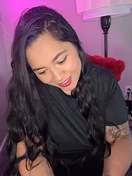 latina curvy22 online show from February 20, 9:04 pm