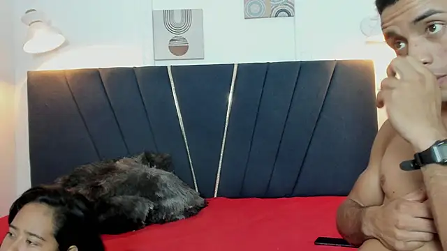 richsexymom online show from November 23, 6:16 am