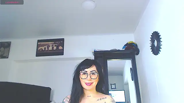 Vicky hotmilf online show from July 28, 11:28 am
