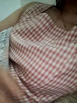 Snapshot of Lolimiu chatting on November 2, 1:53 am Lolimiu online show from November 2, 1:53 am