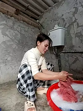 Tin tanny online show from December 21, 12:59 am