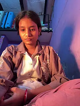 Hot Mayra  online show from December 17, 4:55 pm