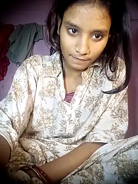 Hot Mayra  online show from November 28, 7:44 am