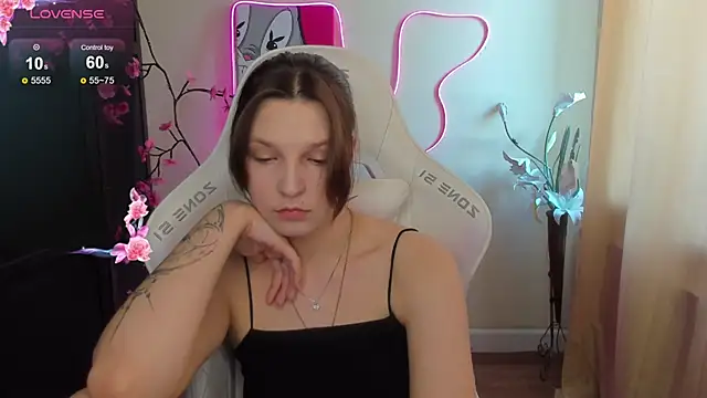 AudreyyKim online show from June 15, 8:36 am