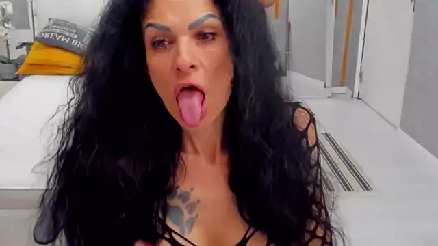 MarbellaRyder online show from June 28, 1:12 am