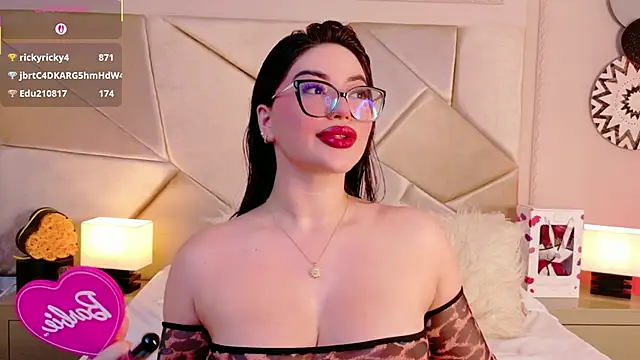 Catalina-Malave online show from February 7, 7:34 am