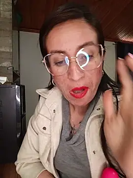 Snapshot of ERIKA__29 chatting on September 27, 3:52 pm ERIKA 29 online show from September 27, 3:52 pm
