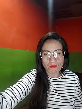 Snapshot of ERIKA__29 chatting on September 14, 2:04 pm ERIKA 29 online show from September 14, 2:04 pm